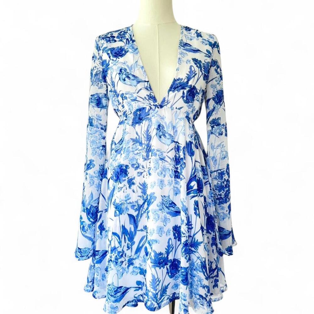 URBAN OUTFITTERS BLUE FLORAL V NECK BELL SLEEVE DRESS